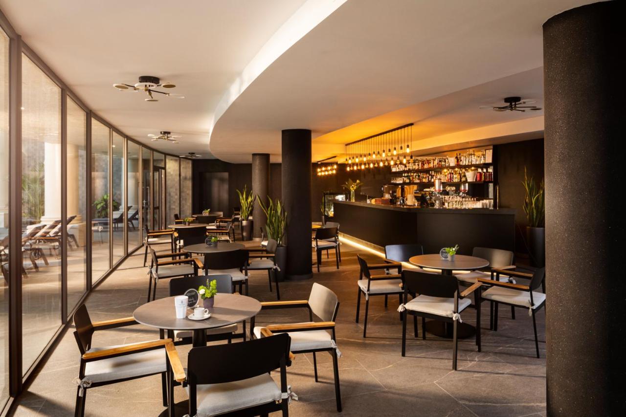 Kings' Valley Medical & Spa Hotel คาซานลัก ภายนอก รูปภาพ The Lounge at the InterContinental Vienna
